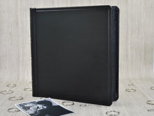 Carica l'immagine nel visualizzatore di Gallery, square personalizable wedding book by Giovelli Design