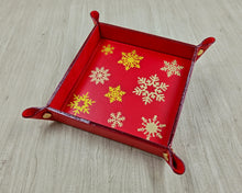 Carica l'immagine nel visualizzatore di Gallery, pic from above of a luxury red leather valet tray by Giovelli Design