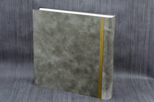 Carica l'immagine nel visualizzatore di Gallery, gray back with gold line of a leather photo album by Giovelli Design
