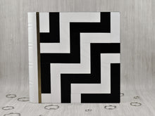 Carica l'immagine nel visualizzatore di Gallery, leather photo album with a fancy patchwork pattern by Giovelli Design