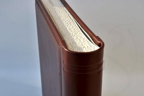 Charming Personalizable Large Leather Photo Album 13,7