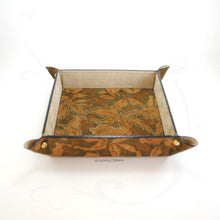 Carica l'immagine nel visualizzatore di Gallery, stylish made in Italy valet tray by Giovelli Design