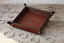 Carica l'immagine nel visualizzatore di Gallery, Elegant Leather Storage Tray Square Middle Brown Catchall by Giovelli Design