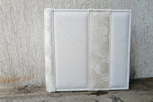 Carica l'immagine nel visualizzatore di Gallery, classic keepsake album handcrafted in Italy by Giovelli Design