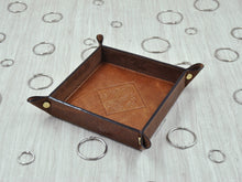 Carica l'immagine nel visualizzatore di Gallery, First Rate Leather Catchall with Embossed Lily Square Caramel Brown Valet Tray by Giovelli Design