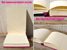 Carica l'immagine nel visualizzatore di Gallery, opened album with white pages