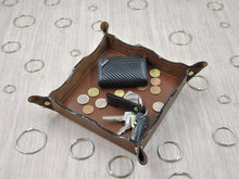 Carica l'immagine nel visualizzatore di Gallery, italian handmade genuine leather valet tray by Giovelli Design