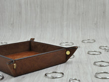Carica l'immagine nel visualizzatore di Gallery, genuine leather pocket emptier with non-openable studs by Giovelli Design