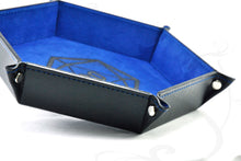 Carica l'immagine nel visualizzatore di Gallery, elegant finishes and metal studs of a dice tray by Giovelli Design