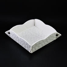 Carica l'immagine nel visualizzatore di Gallery, glittered white wedding catchall designed with two curves by Giovelli Design