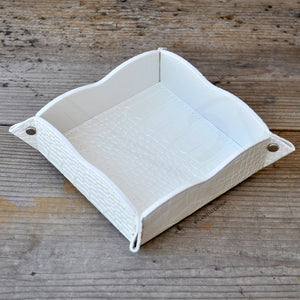 picture from above of a pearl white catchall by Giovelli Design