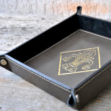 Carica l'immagine nel visualizzatore di Gallery, stunning gray leather catchall handmade in italy by Giovelli Design