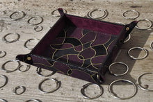 Carica l'immagine nel visualizzatore di Gallery, italian handcrafted storage tray for classical-modern home decor by Giovelli Design