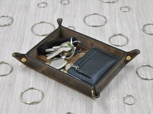 Carica l'immagine nel visualizzatore di Gallery, rectangular brown storage tray by Giovelli Design