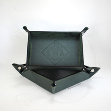 Carica l'immagine nel visualizzatore di Gallery, square and rectangular green leather catchalls by Giovelli Design