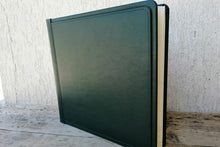 Carica l&#39;immagine nel visualizzatore di Gallery, green leather bound scrapbook for photography by Giovelli Design
