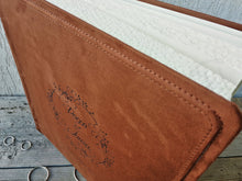 Carica l&#39;immagine nel visualizzatore di Gallery, picture from above of a classy brown suede fabric scrapbook by Giovelli Design
