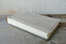Load image into Gallery viewer, country beige non leather photo album by Giovelli Design
