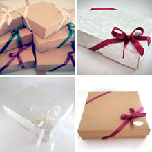 Load image into Gallery viewer, packages used by giovelli design for his catchalls
