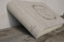 Carica l&#39;immagine nel visualizzatore di Gallery, handmade in italy photo album by Giovelli Design
