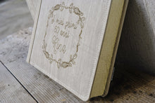 Carica l&#39;immagine nel visualizzatore di Gallery, scrapbook album by Giovelli Design
